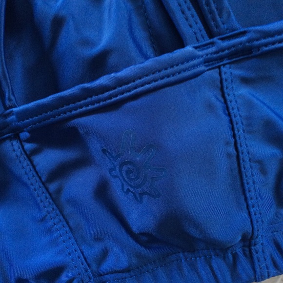 NWOT UV Skinz Women’s Crisscross Swim Bra - Picture 8 of 9